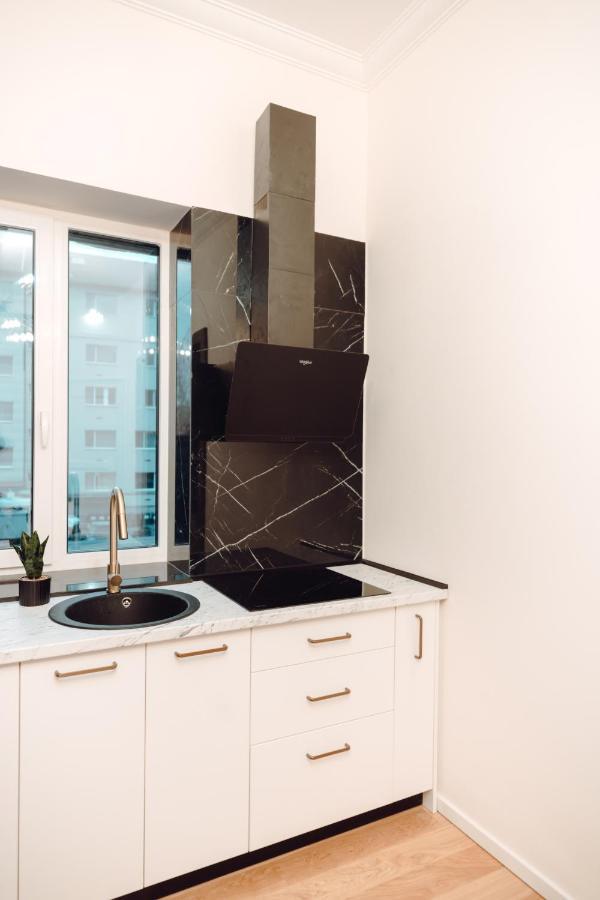 Fabulous And Fancy City Center Designer Apartment Cluj-Napoca Extérieur photo